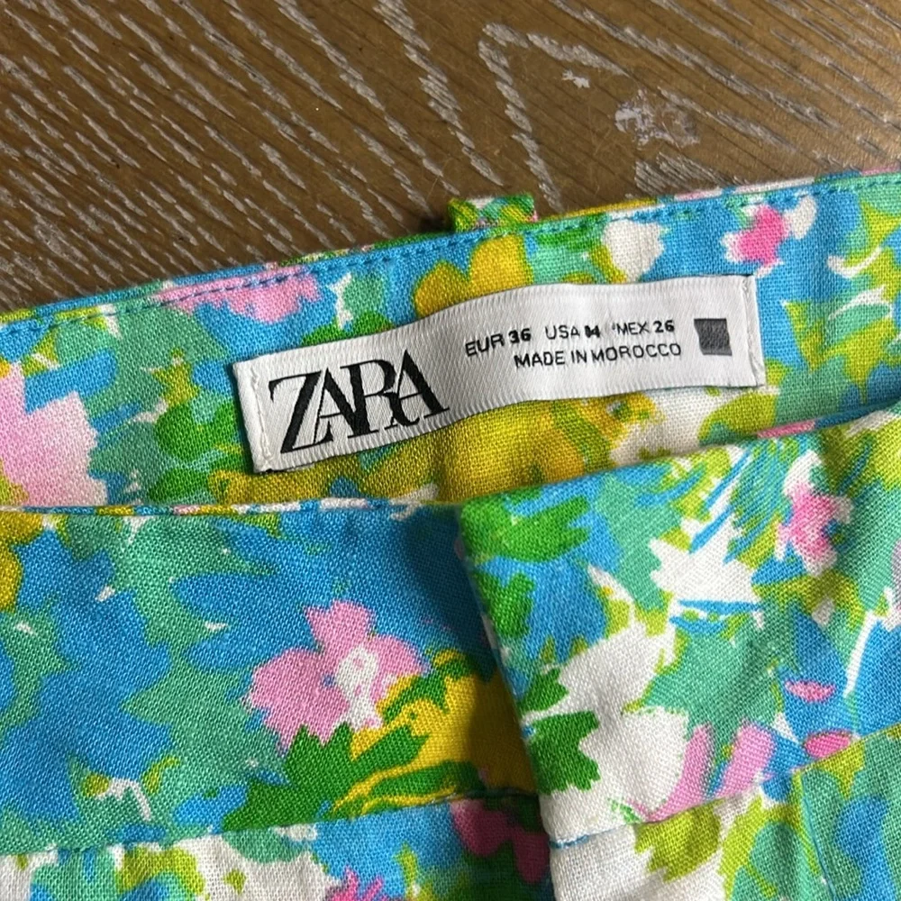 ZARA Blue Floral Linen Blend Mini Flare Cropped Trouser Pant 4